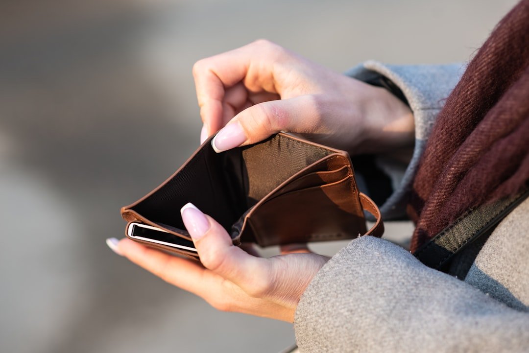empty wallet financial loss