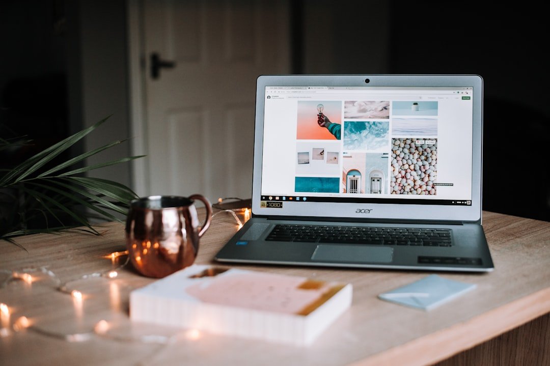 affiliate marketing laptop